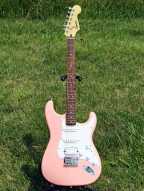 3_squier_stratocaster.jpg