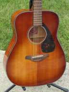 2_yamaha_fg700s.jpg